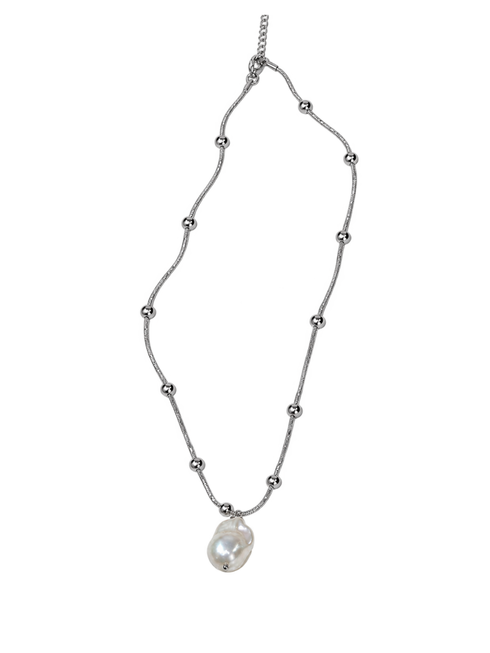 Shaped white pearl pendant necklace